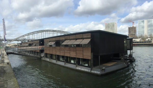 Hôtel flottant modulaire